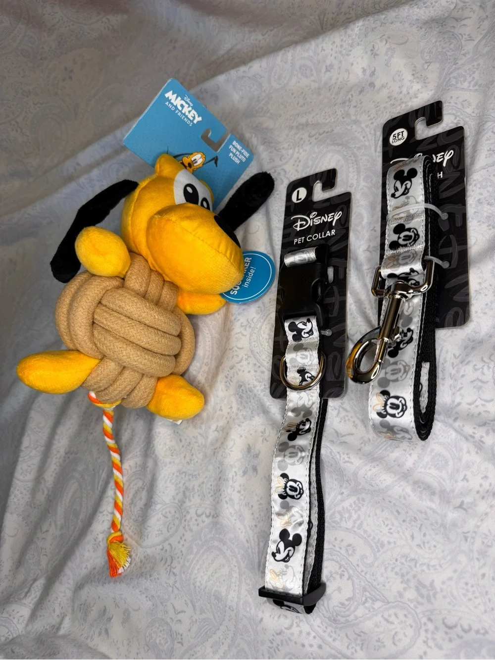 Disney Mickey Mouse Pet Collar, Leash & Pluto Toy Set